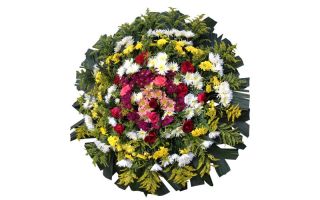 Floricultura entrega coroa de flores em Santana do Riacho MG 