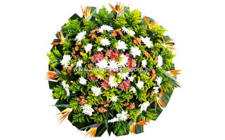 Coroa de flores em Betim MG Cemitério Parque Cachoeira Betim